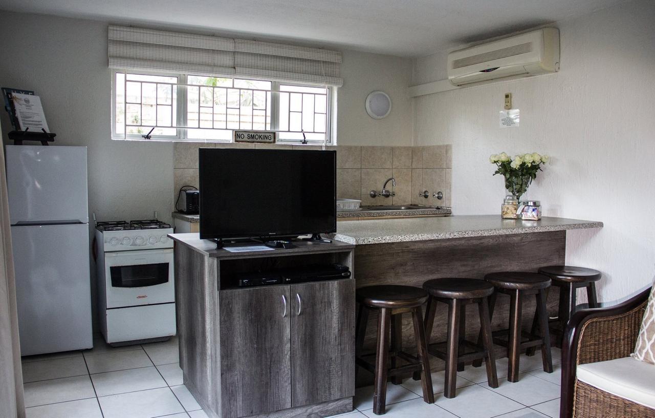 Beach Forest Lodge บัลลิโต ภายนอก รูปภาพ